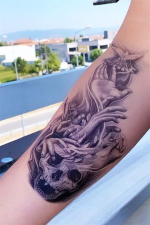 Geçici El Ve Kurukafa  Dövme Tattoo